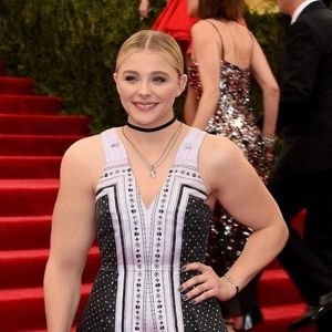 Meet your Posher, Ash